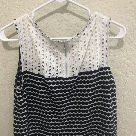 Tank - Picture 2 of 5